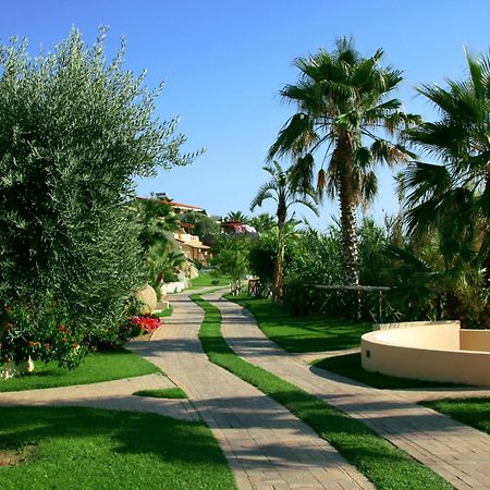 Hotel Villaggio Cala Di Volpe カーポ・ヴァチカーノ エクステリア 写真