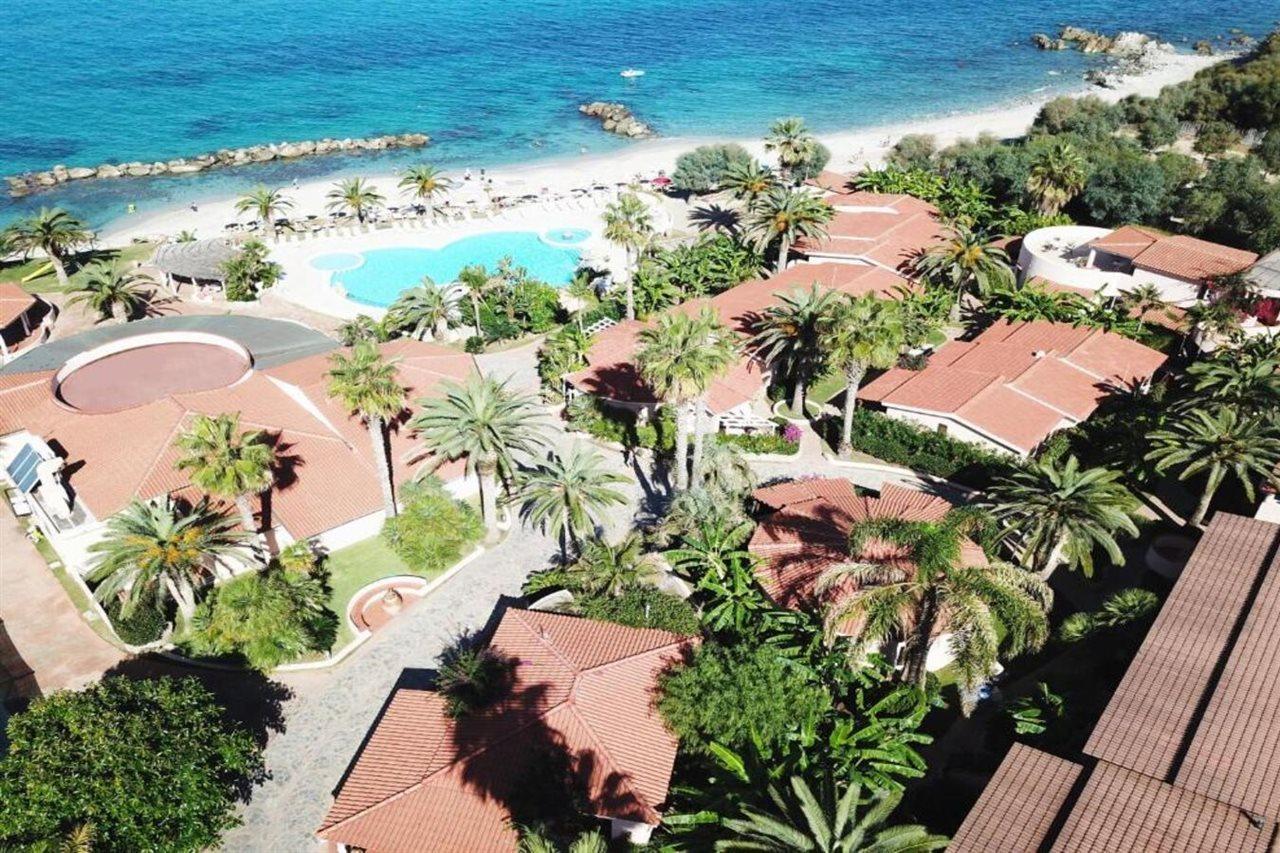 Hotel Villaggio Cala Di Volpe カーポ・ヴァチカーノ エクステリア 写真