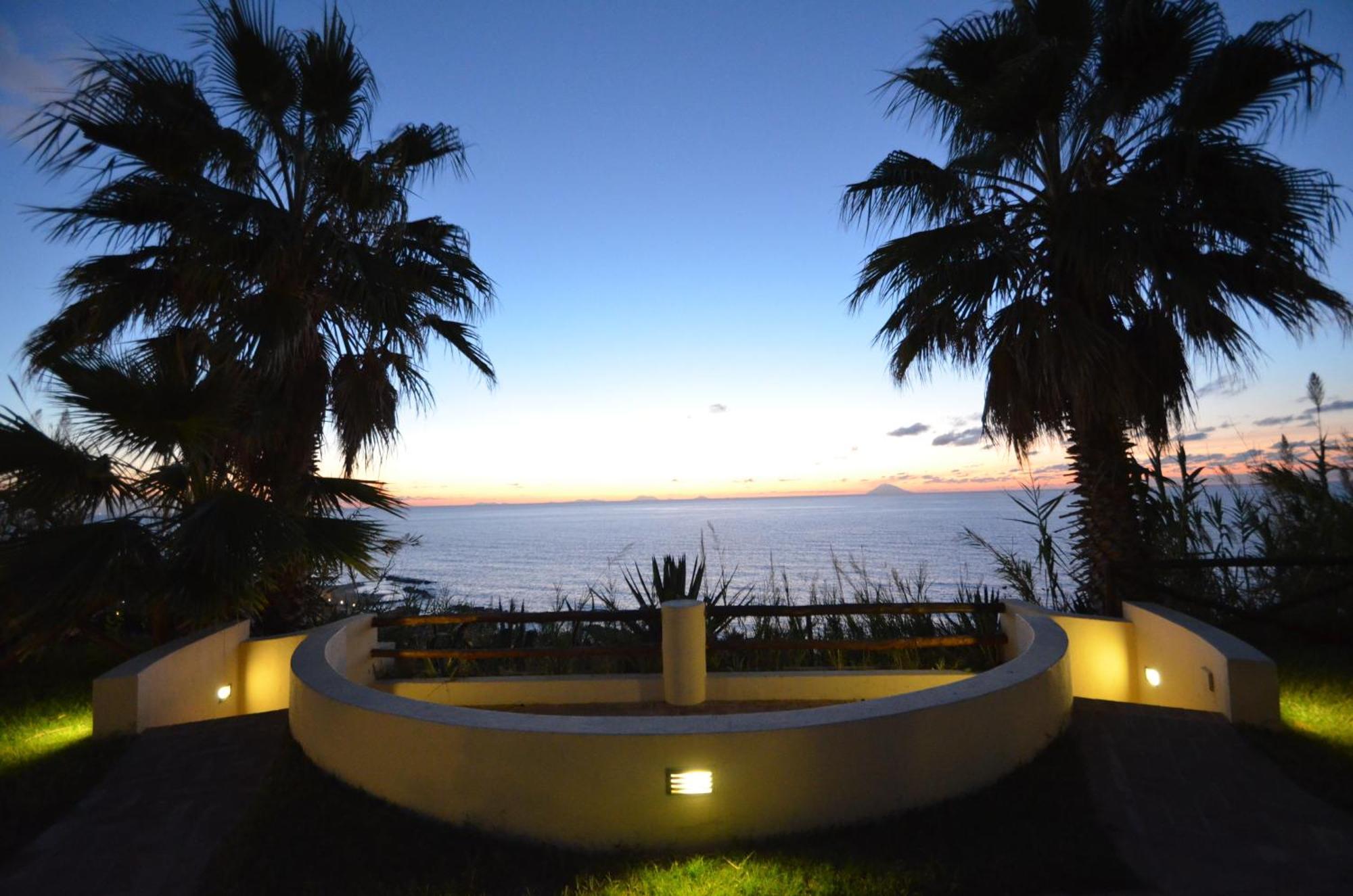 Hotel Villaggio Cala Di Volpe カーポ・ヴァチカーノ エクステリア 写真