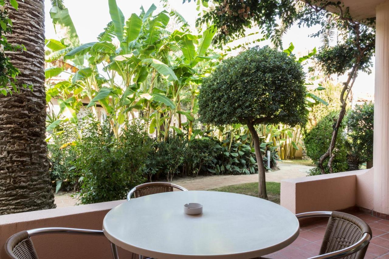 Hotel Villaggio Cala Di Volpe カーポ・ヴァチカーノ エクステリア 写真